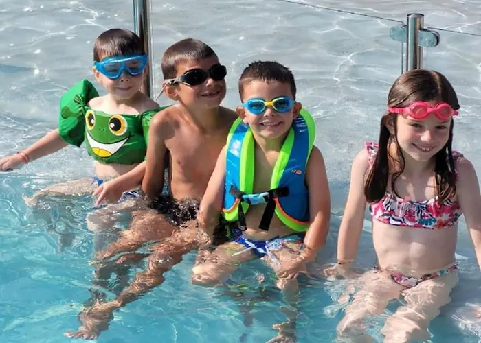 Campingplads Spacieux 8 Pers Avec Terrasse - Api-1-52-1298 Saint-Geniez-dʼOlt