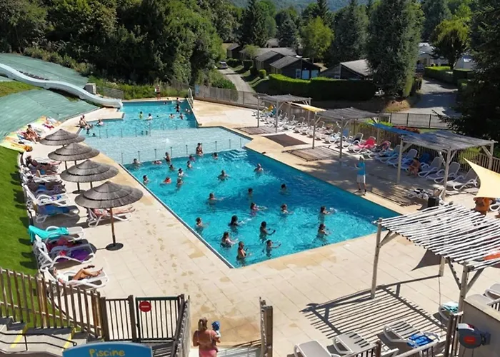 Spacieux 8 Pers Avec Terrasse - Api-1-52-1298 Saint-Geniez-dʼOlt