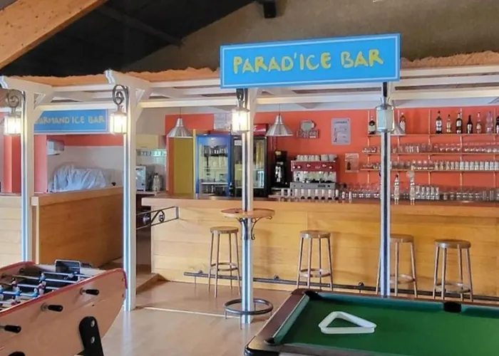 Camping Spacieux 8 Pers Avec Terrasse - Api-1-52-1298 *